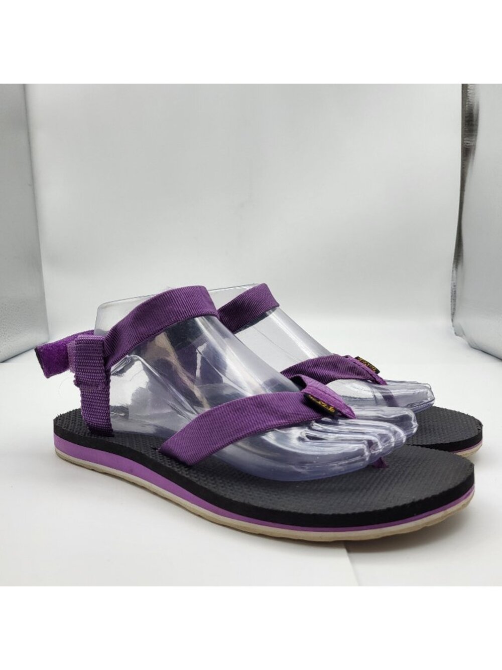 Teva Hurricate Purple Candals Sz 9 Vegan Gorpcore slingback Beach